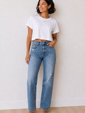 Levi's 501 Curve Jeans with Distressed Detail